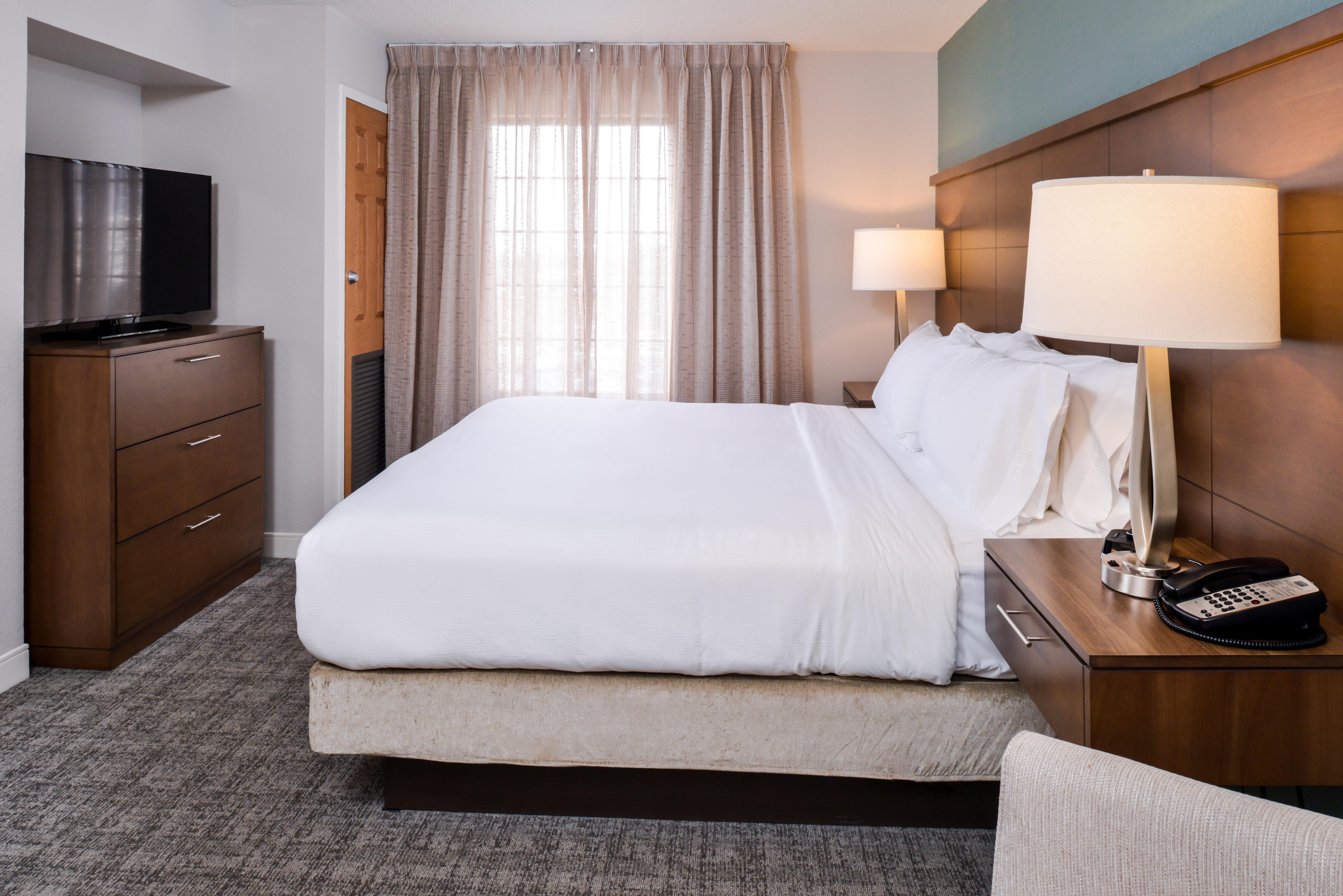 Staybridge Suites Indianapolis Downtown-Convention Center By Ihg Exterior photo