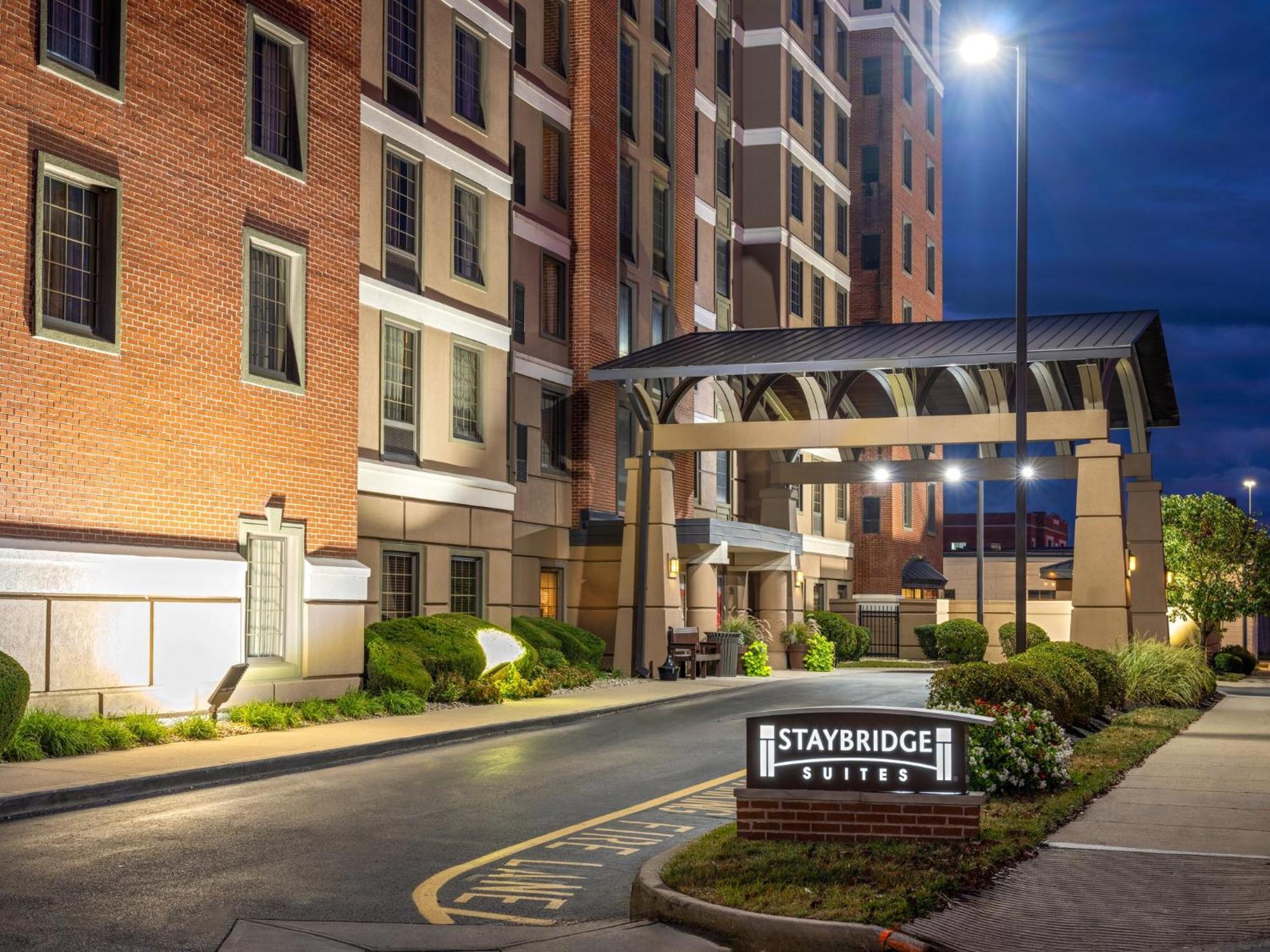 Staybridge Suites Indianapolis Downtown-Convention Center By Ihg Exterior photo
