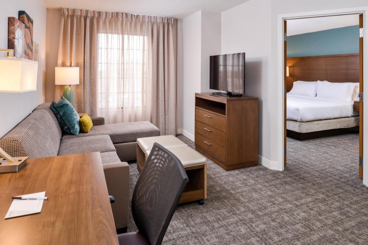 Staybridge Suites Indianapolis Downtown-Convention Center By Ihg Exterior photo